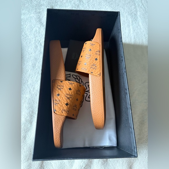 MCM Women's Tan Slide Sandals - Picture 11 of 14